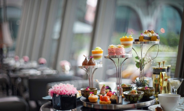 シンガポール湾を望む『ザ・フラトン・ベイ (The Fullerton Bay Hotel Singapore)』ザ・ランディングポイントで楽しむ極上アフタヌーンティー＜ミールクーポン＞